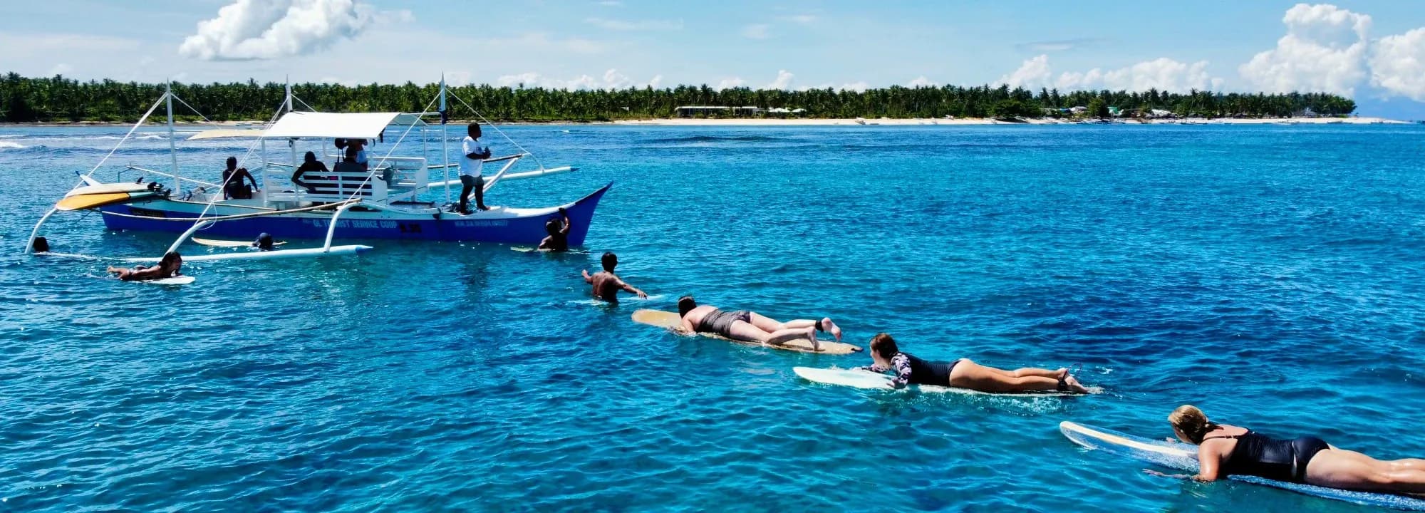 Surf conditions changing with seasons in Siargao